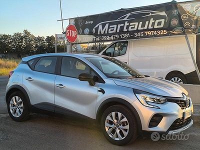 Usata Renault Captur Intens 100 CV (73 kW) 2021 Grigio SUV