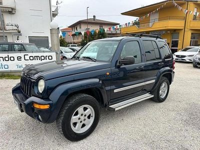 Usata Jeep Cherokee Sport 143 CV (105 kW) 2003 Blu SUV