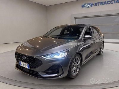 Usata Ford Focus ST-Line 116 CV (85 kW) 2025 Grigio metallizzato Berlina
