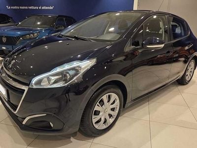 Usata Peugeot 208 Active 82 CV (60 kW) 2017 Blu/azzurro Utilitaria