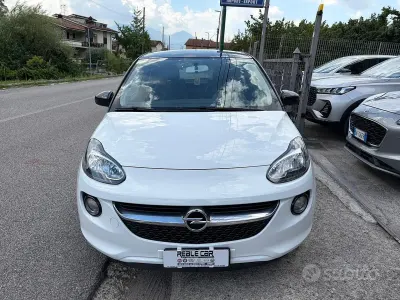 Usata Opel Adam Slam 87 CV (63 kW) 2016 Bianco Utilitaria