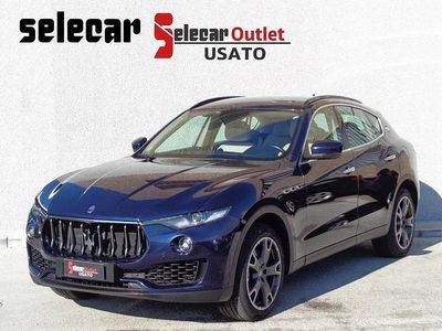 Usata Maserati Levante GranLusso 350 CV (257 kW) 2018 Ri0f blu metallizzato SUV