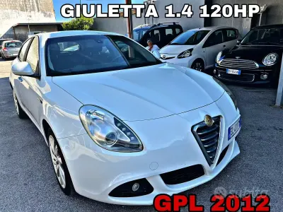 Usata Alfa Romeo Giulietta 120 CV (88 kW) 2012 Bianco Utilitaria