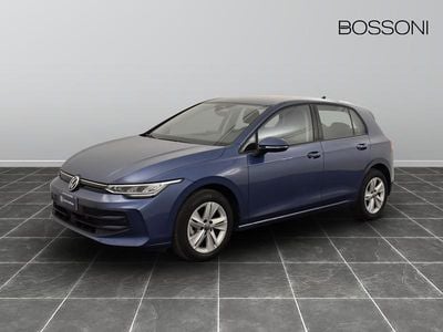 Usata VW Golf VIII Life 115 CV (84 kW) 2025 Blu Berlina