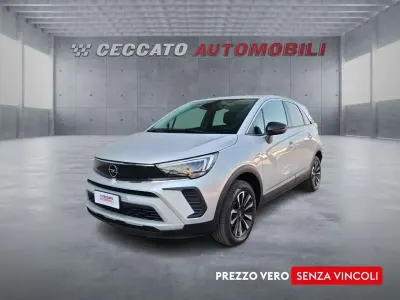Usata Opel Crossland Elegance 110 CV (80 kW) 2023 Argento SUV