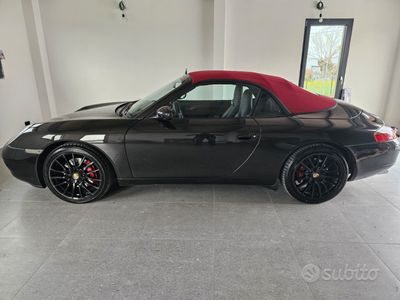 Porsche 911 Carrera 4 Cabriolet