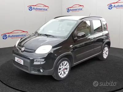 Usata Fiat Panda 4x4 S 95 CV (69 kW) 2016 Nero Utilitaria
