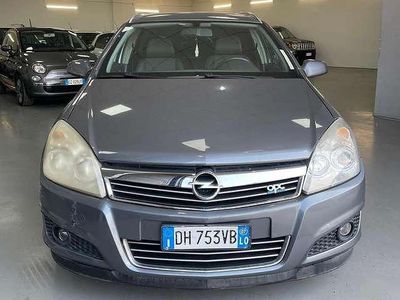 Usata Opel Astra Cosmo 101 CV (74 kW) 2007 Grigio Station wagon