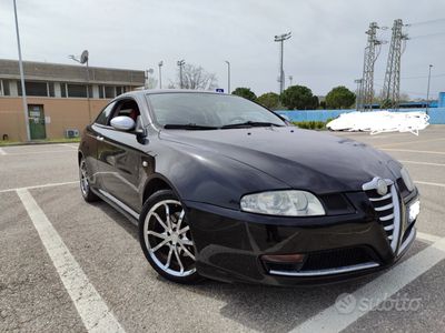 usata Alfa Romeo GT 1.9 mjet pelle rossa