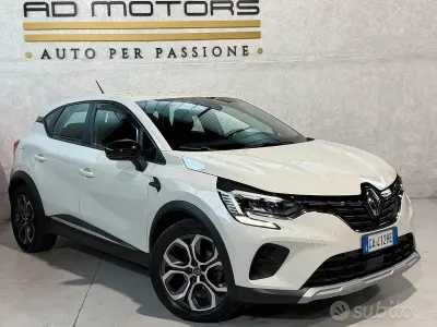 Usata Renault Captur Zen 95 CV (69 kW) 2020 Bianco SUV