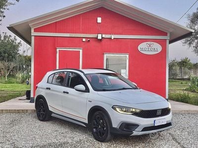 Usata Fiat Tipo Cross 130 CV (95 kW) 2023 Bianco Berlina