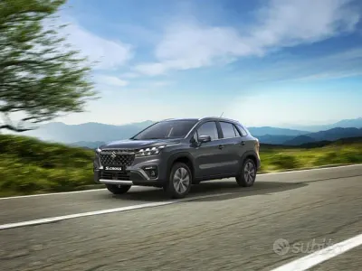Usata Suzuki SX4 S-Cross 102 CV (75 kW) 2023 Grigio SUV