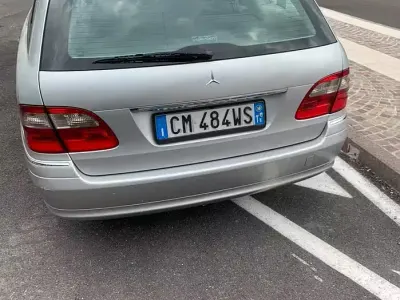 Usata Mercedes E270 177 CV (130 kW) 2004 Station wagon