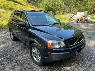 Usata Volvo XC90 163 CV (119 kW) 2005 Bluazzurro SUV