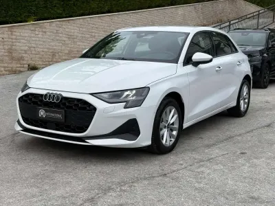 Usata Audi A3 Advanced 116 CV (85 kW) 2025 Bianco Berlina