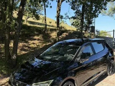 Usata Seat Leon 105 CV (77 kW) 2015 Nero Berlina