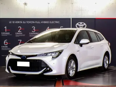 Usata Toyota Corolla Active 98 CV (72 kW) 2019 Super white  040 Station wagon