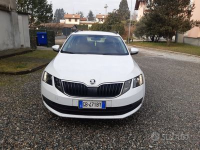 usata Skoda Octavia anno 2020.motore 20.Diesel auto e