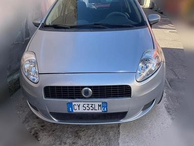 Usata Fiat Grande Punto 75 CV (55 kW) 2005 Grigio Utilitaria