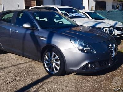 Usata Alfa Romeo Giulietta Exclusive 105 CV (77 kW) 2014 Grigio Utilitaria