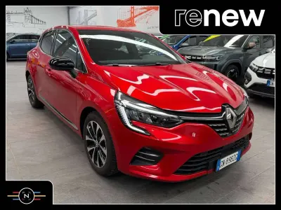 Occasion Renault Clio V Techno 91 ch (66 kW) 2023 Rouge Berline