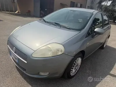 Occasion Fiat Grande Punto Active 65 ch (47 kW) 2006 Gris Citadine