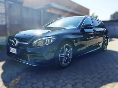 Usata Mercedes C220 Premium 194 CV (142 kW) 2018 Nero Station wagon