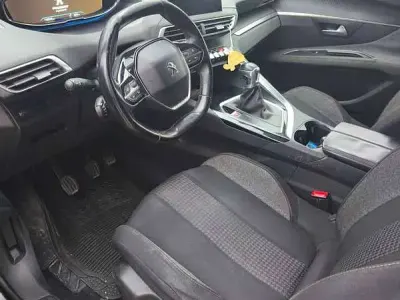 Usata Peugeot 3008 Active 120 CV (88 kW) 2017 Argento SUV