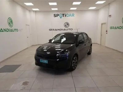 Nuova Opel Corsa 100 CV (73 kW) 2026 Nero Utilitaria