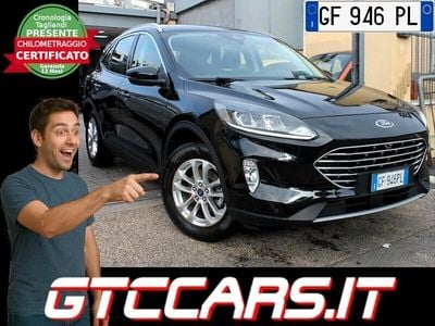Usado Ford Kuga 150 CV (110 kW) 2021 Negro SUV