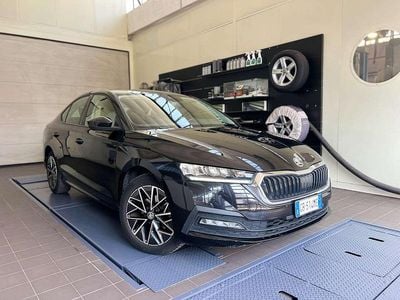 Usata Skoda Octavia Executive 116 CV (85 kW) 2020 Nero Berlina