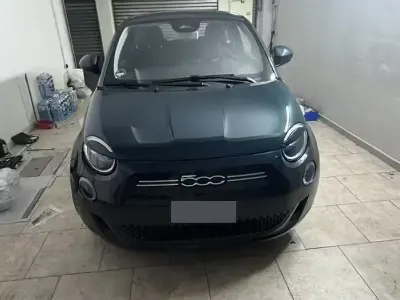 Usata Fiat 500e 42 kW (58 CV) 2024 Verde Berlina