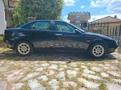Usata Alfa Romeo 156 144 CV (105 kW) 2000 Nero Berlina