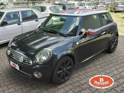 Usata Mini Cooper 120 CV (88 kW) 2008 Nero Utilitaria