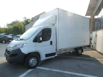 Usata Citroën Jumper Business Class 140 CV (102 kW) 2022 Bianco icy Monovolume
