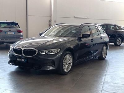 Usata BMW 320e Sport Line 190 CV (139 kW) 2020 Giallo Station wagon