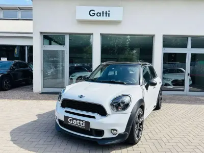 Usata Mini Cooper SD Countryman 143 CV (105 kW) 2014 Bianco SUV
