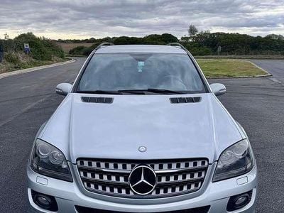 Usata Mercedes ML320 Sport Edition 224 CV (164 kW) 2007 SUV