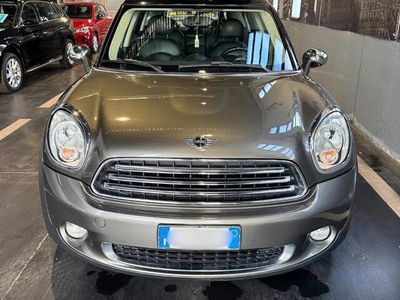 Usata Mini Cooper D Countryman 111 CV (81 kW) 2014 Marrone SUV