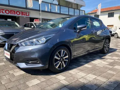 Usata Nissan Micra Tekna 90 CV (66 kW) 2017 Grigio Utilitaria