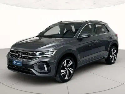 Usata VW T-Roc R-line 150 CV (110 kW) 2023 Indium grey metallizzato SUV