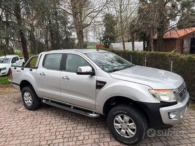 Usata Ford Ranger Limited 149 CV (109 kW) 2012 Grigio Pick-up