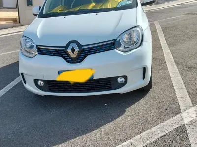 Usata Renault Twingo Intens 30 kW (42 CV) 2022 Bianco Utilitaria
