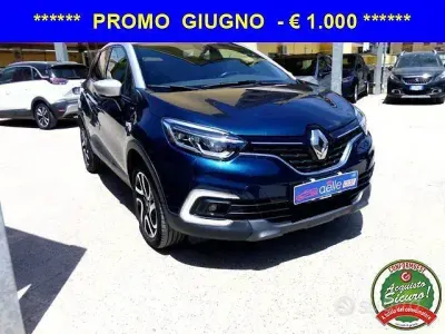 Usata Renault Captur Initiale Paris 90 CV (66 kW) 2018 Blu SUV