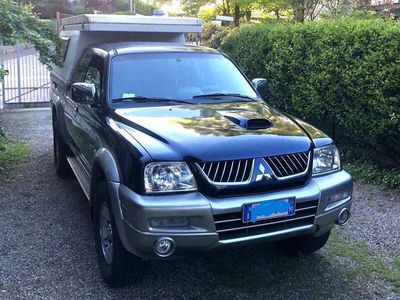 usata Mitsubishi L200 L200Cab III 2001 c.cab 2.5 tdi Intense 4wd 115cv