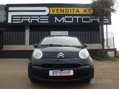 Begagnad Citroën C1 68 HK (50 kW) 2007 Svart Halvkombi