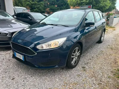 Usata Ford Focus 120 CV (88 kW) 2016 Bluazzurro Station wagon