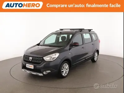 Usata Dacia Lodgy Stepway 131 CV (96 kW) 2020 Grigio Monovolume