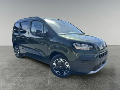 Nuova Fiat Doblò 100 CV (73 kW) 2026 Verde Monovolume