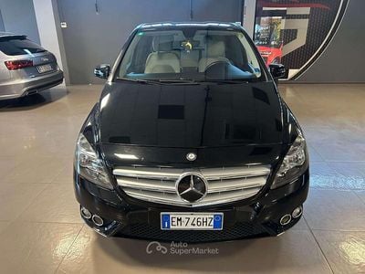 Mercedes B200